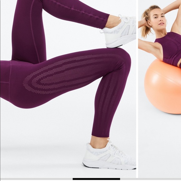COPY - Fabletics sculptknit Leggings new never worn - Picture 2 of 3
